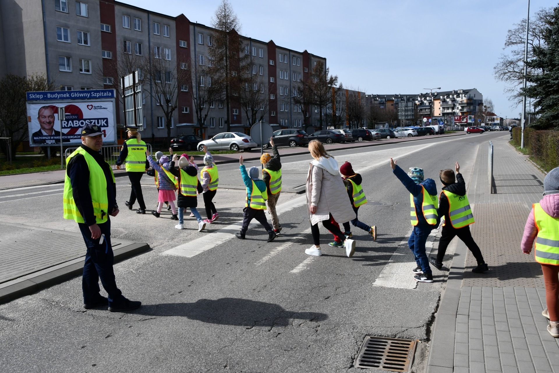 Spacer na skrzyżowanie
